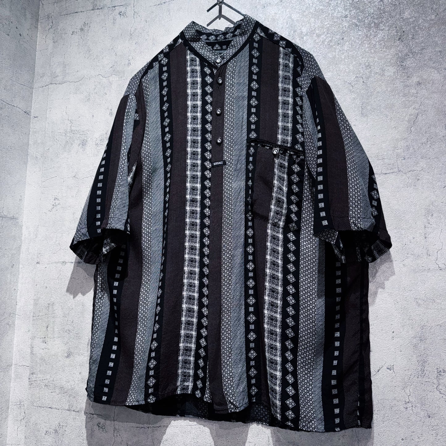 "VERSACE"switching pattern design short sleeve shirt