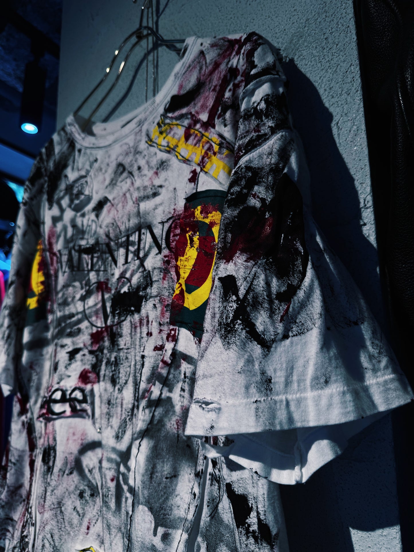 "vivid notes"chaos custom design Layered Orbit T-shirt