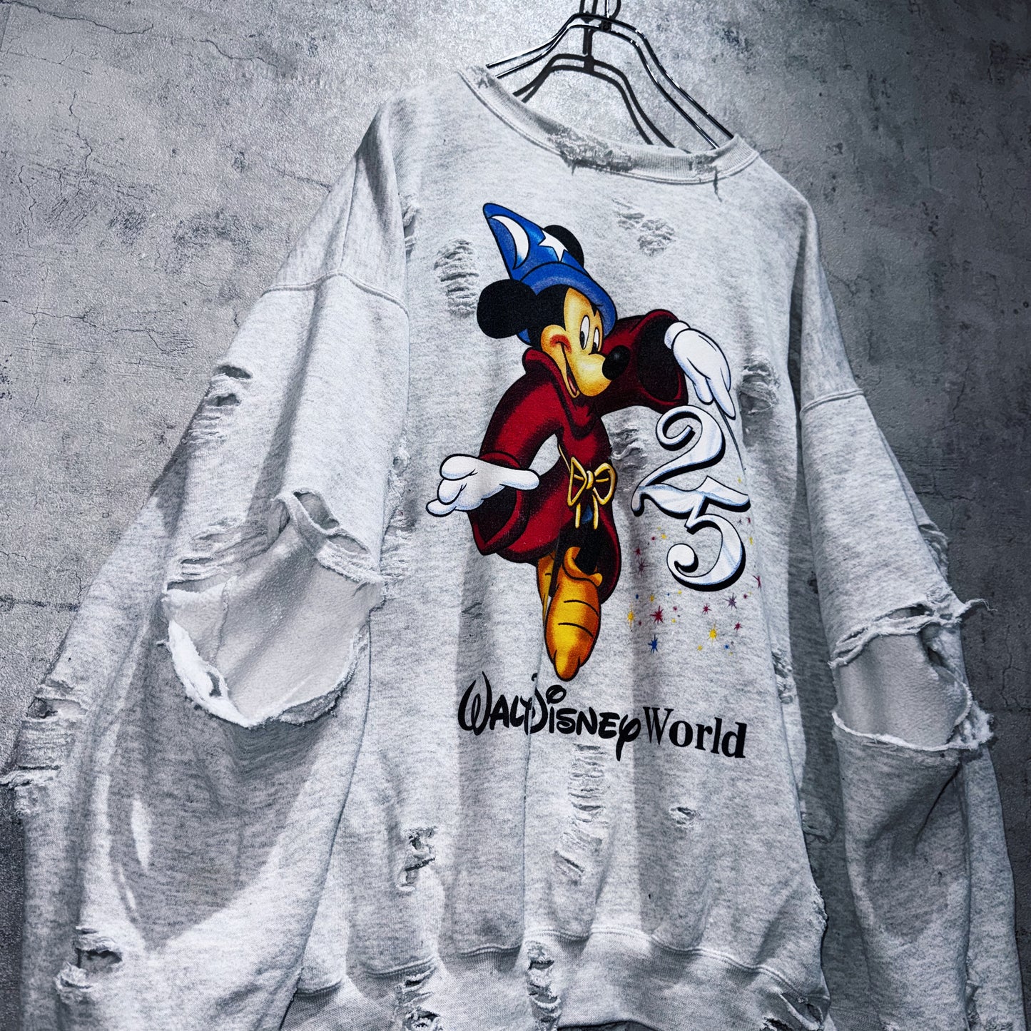 90's"Disney"25 anniversary graphic design boro custom pullover sweat