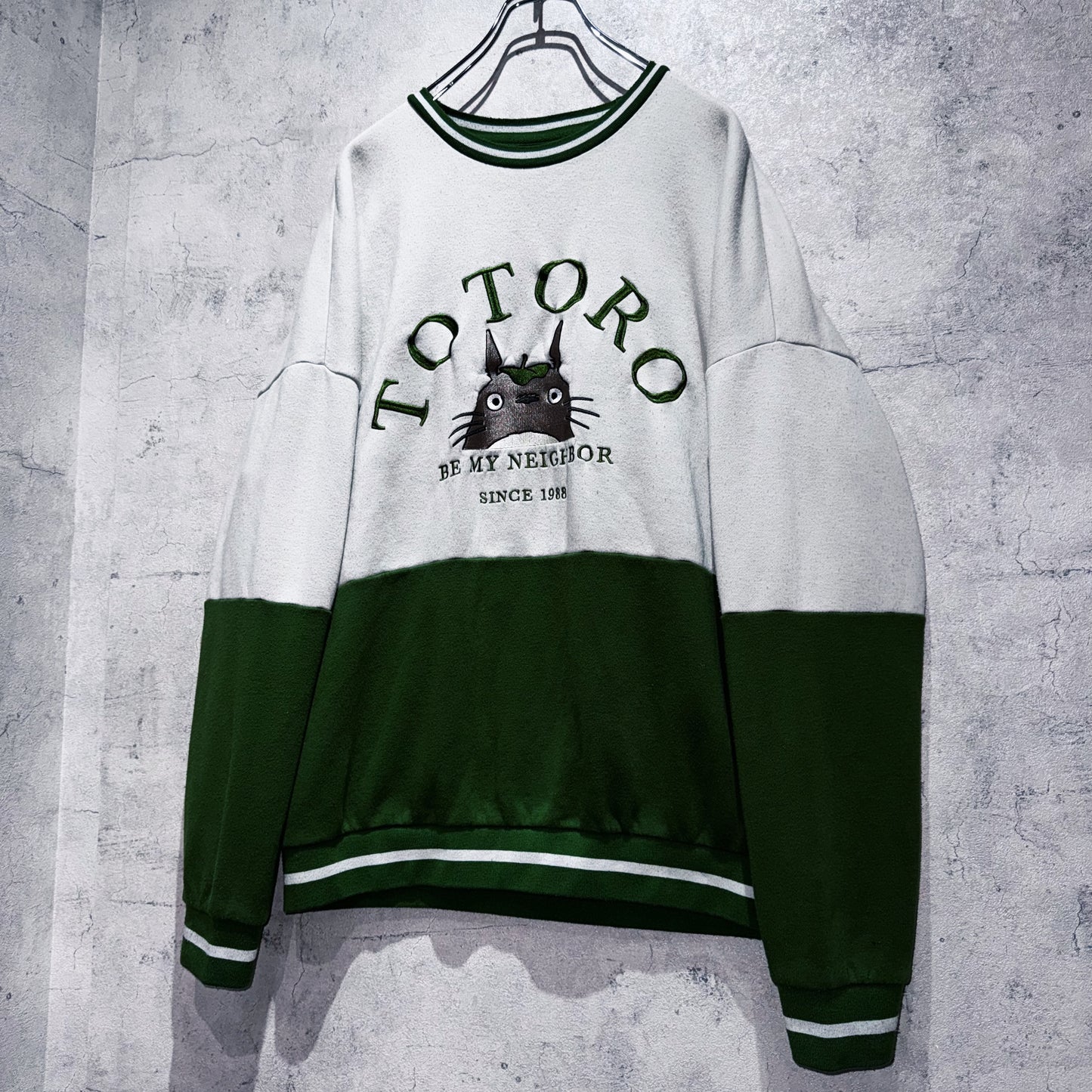 Studio Ghibli"My Neighbor Totoro"embroidery design pullover sweat