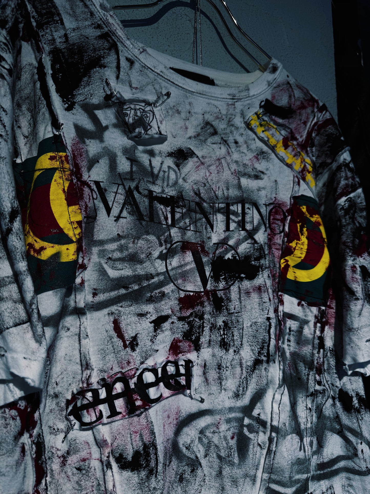 "vivid notes"chaos custom design Layered Orbit T-shirt