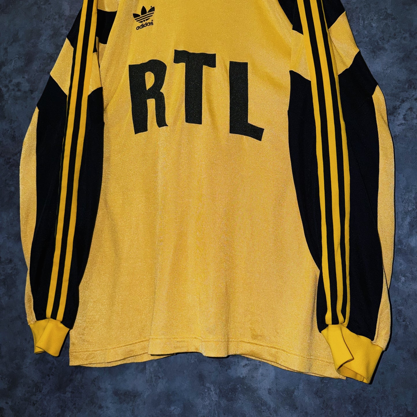 【doppio】90’s vintage “FC Sochaux-Montbéliard” three stripe design long sleeve game shirt