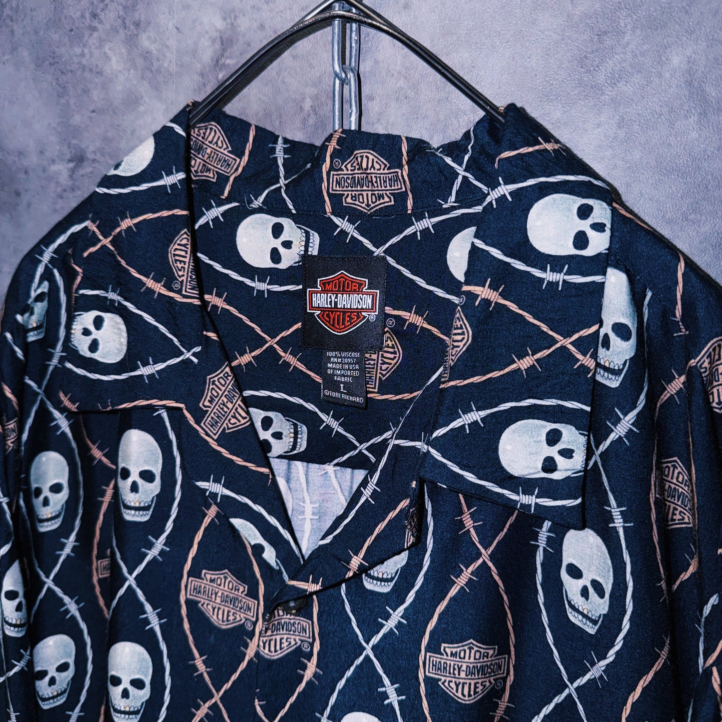 【doppio】vintage “Harley-Davidson” skull and spike print design open collar shirt