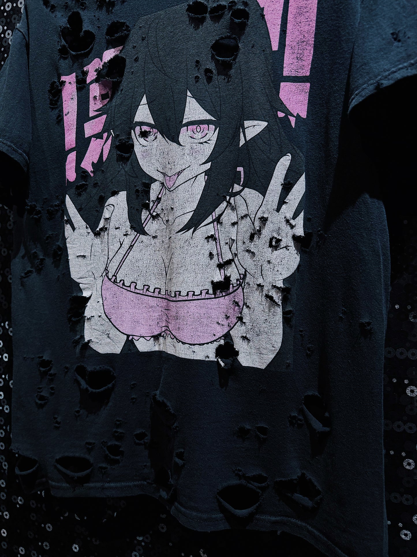 【ÆIEM】original “boro” remake Succubus Girl Graphic T-shirt