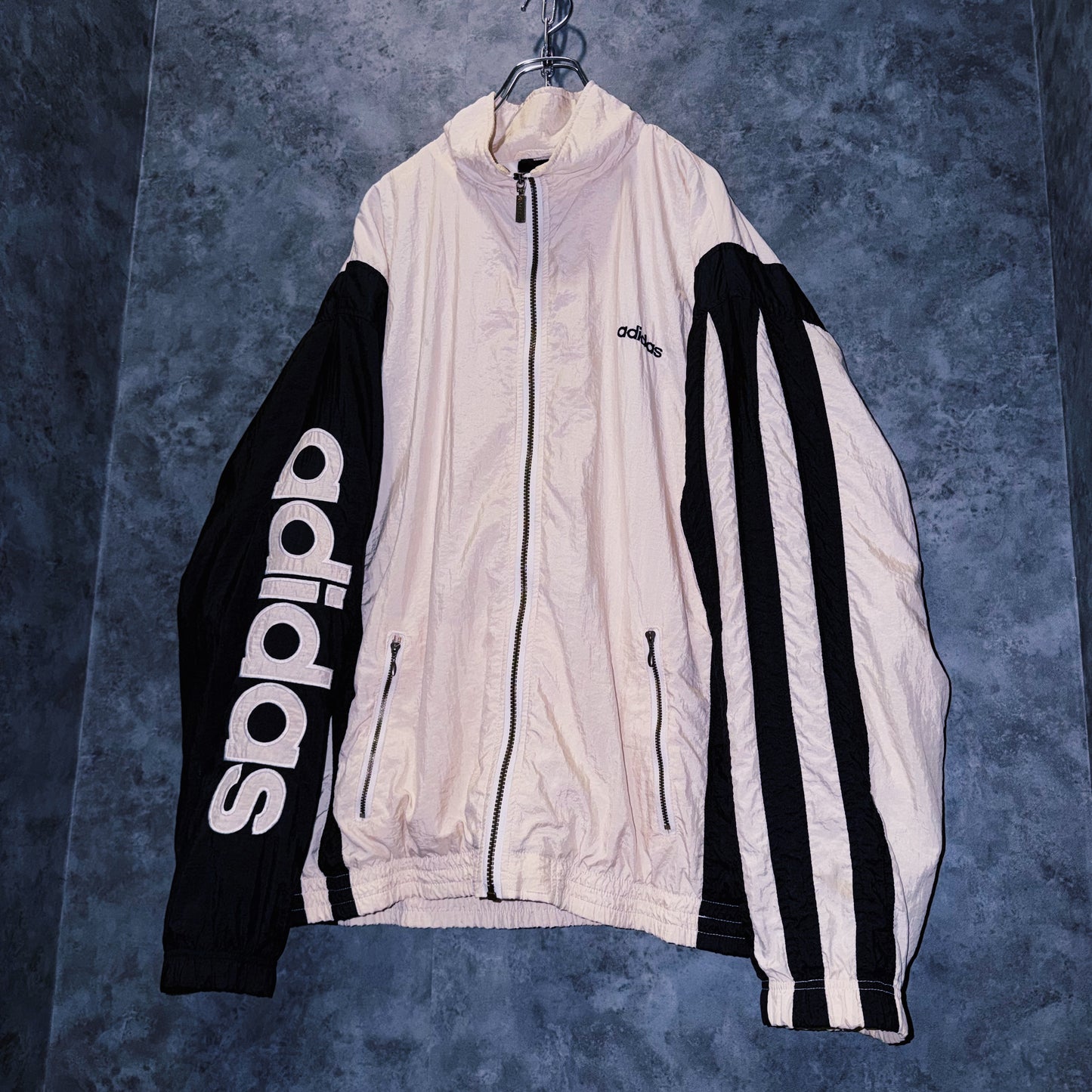 【doppio】90’s vintage “adidas” arm logo design Nylon jacket