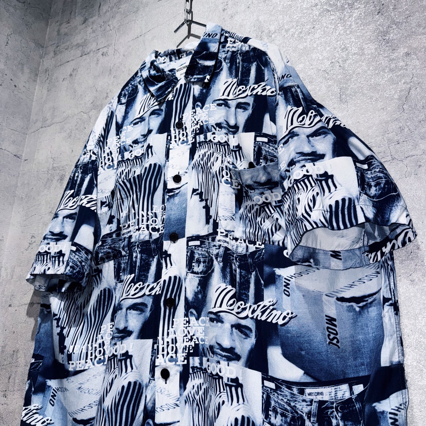 "MOSCHINO"all over pattern design short sleeve shirt