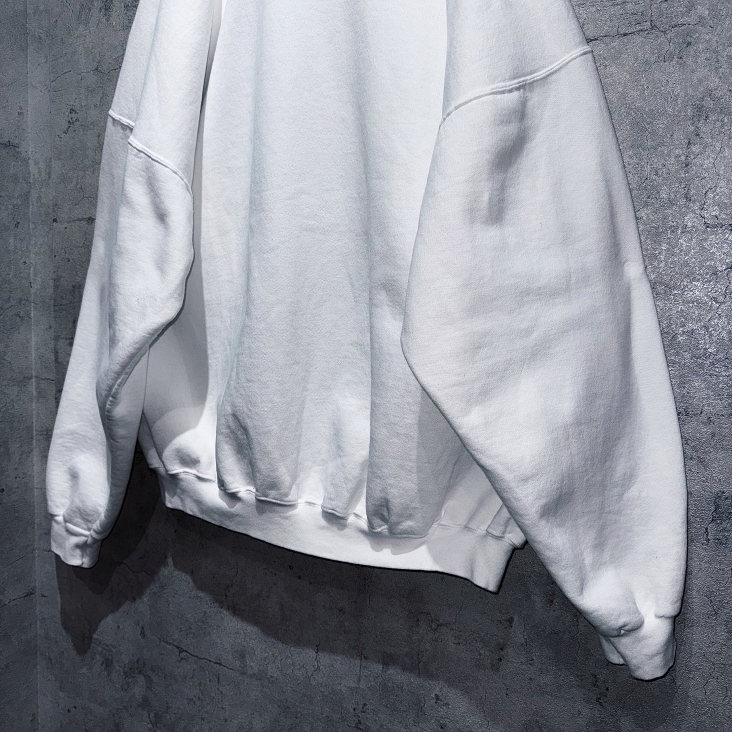 90's"MULAN"single print design pullover sweat