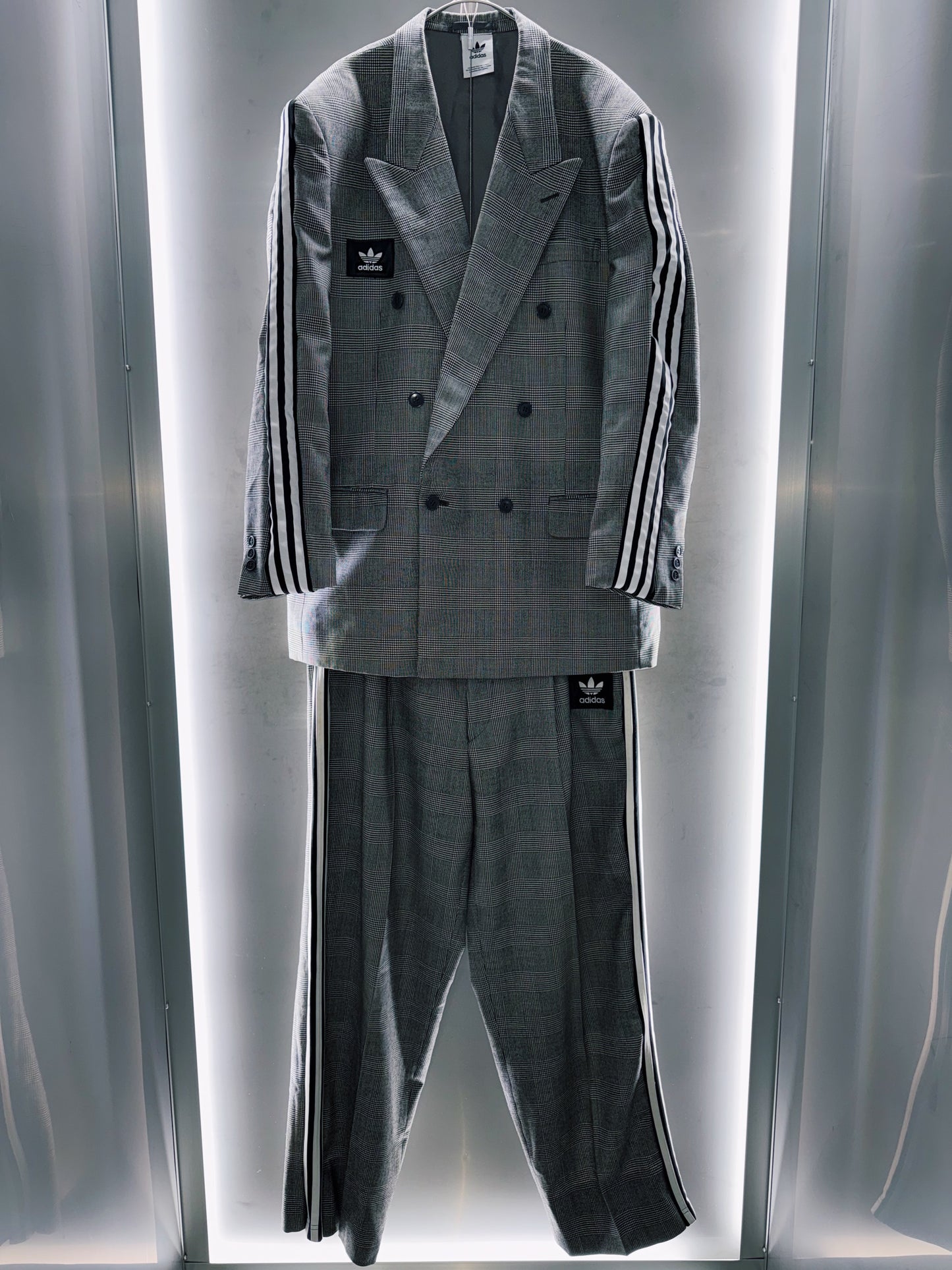 special "original re:meke" vintage "adidas"x vintage double breast SETUP three strip edition