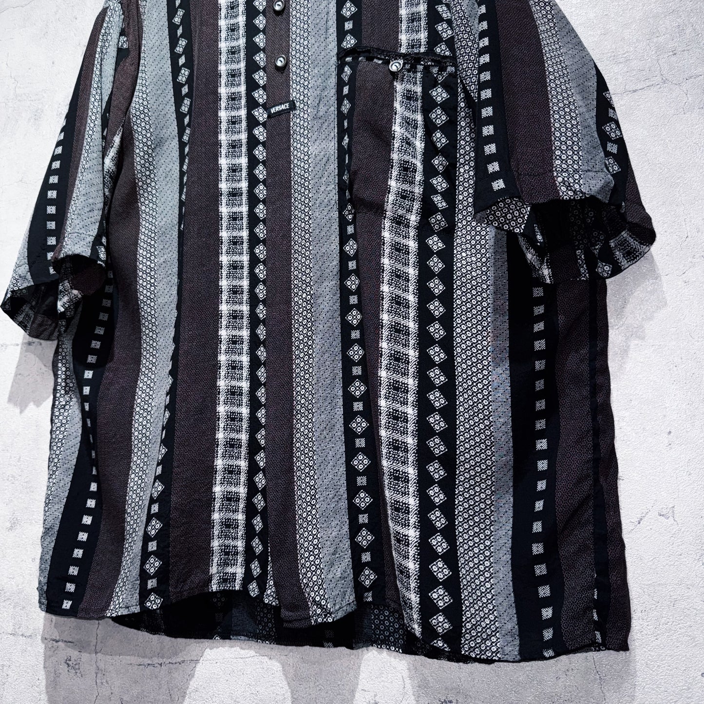"VERSACE"switching pattern design short sleeve shirt