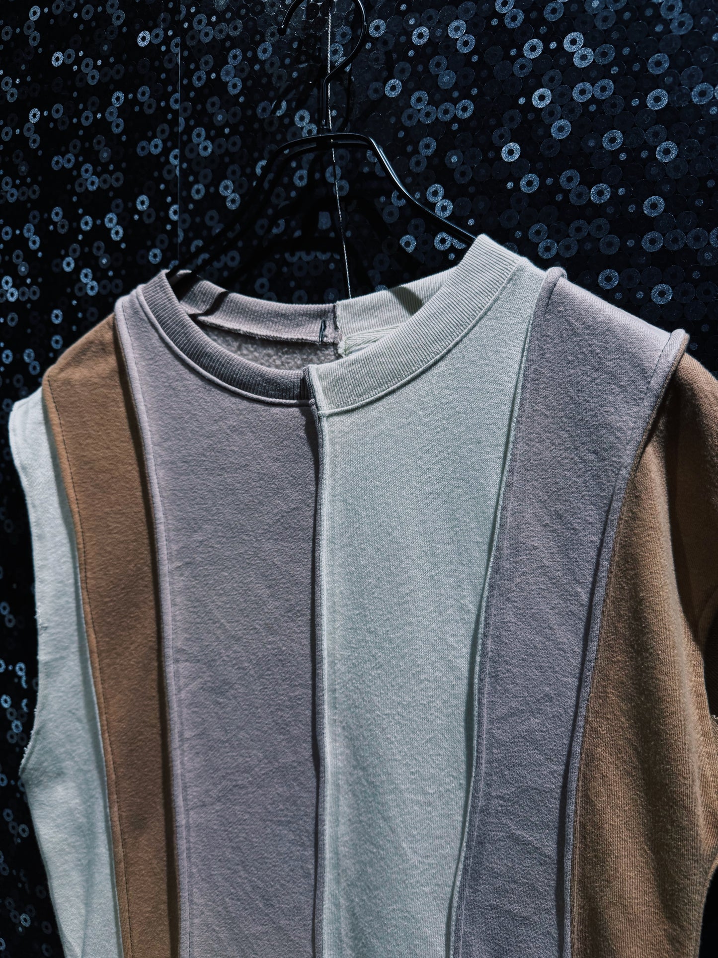 【ÆIEM】再倖築 “Earth Tone Multi Docking” No Sleeve T-Shirt