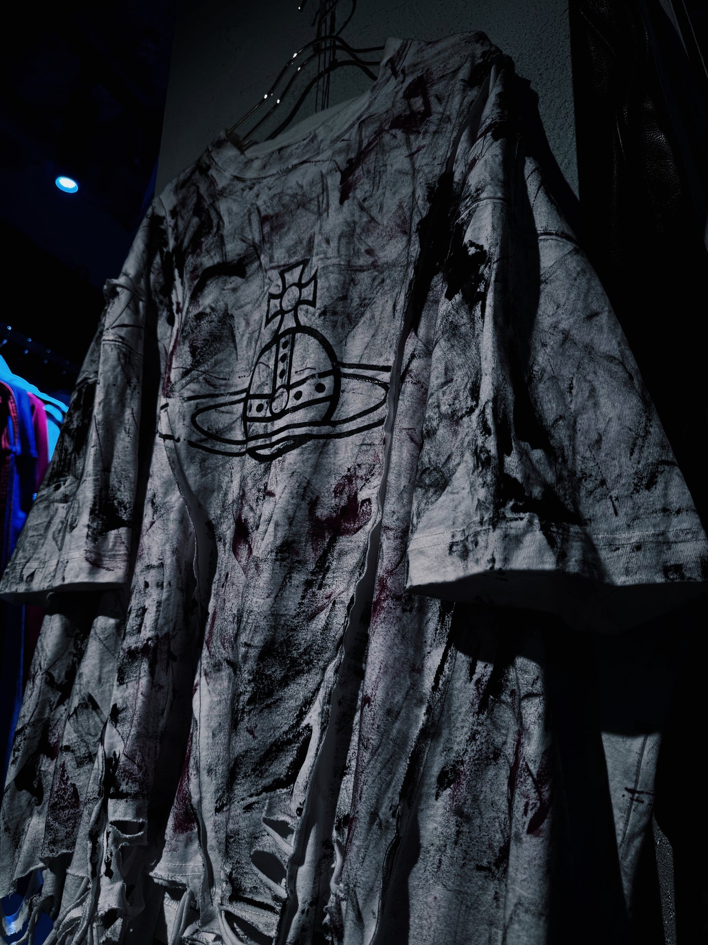 "vivid notes"The Anarchist's Layered Orbit T-shirt