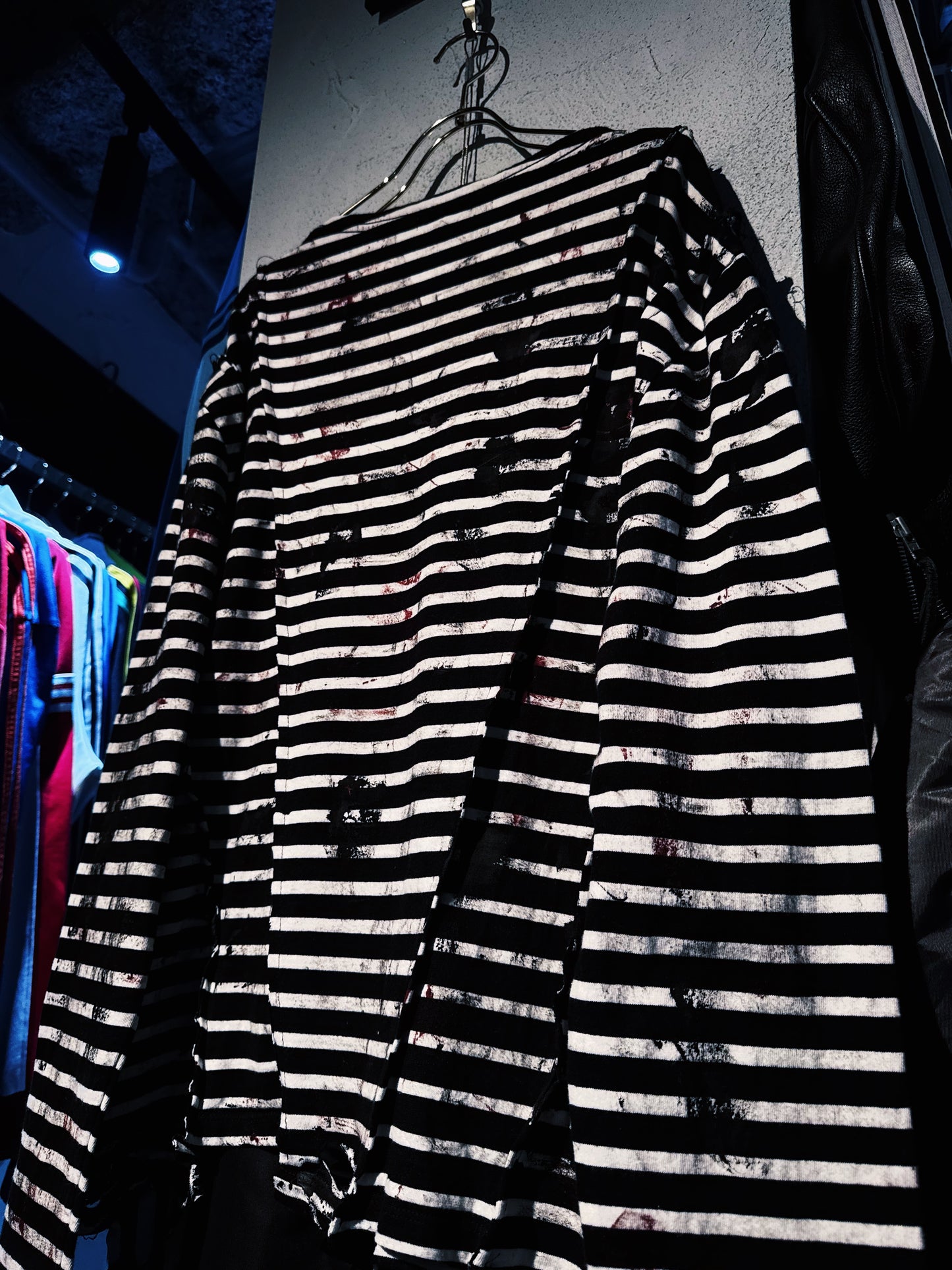 "vivid notes"The Anarchist's Layered Orbit border long sleeve T shirt