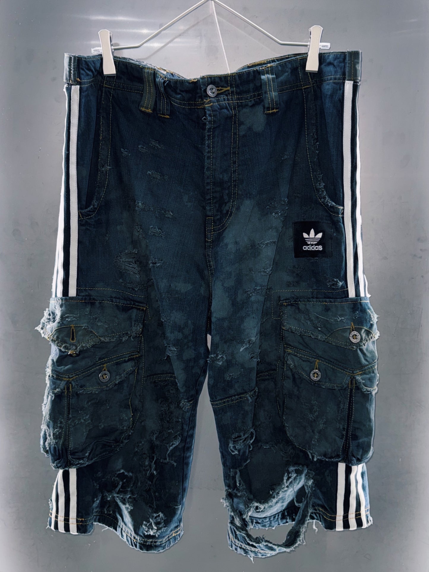 special Original Re:make adidas loose Destroy denim pants