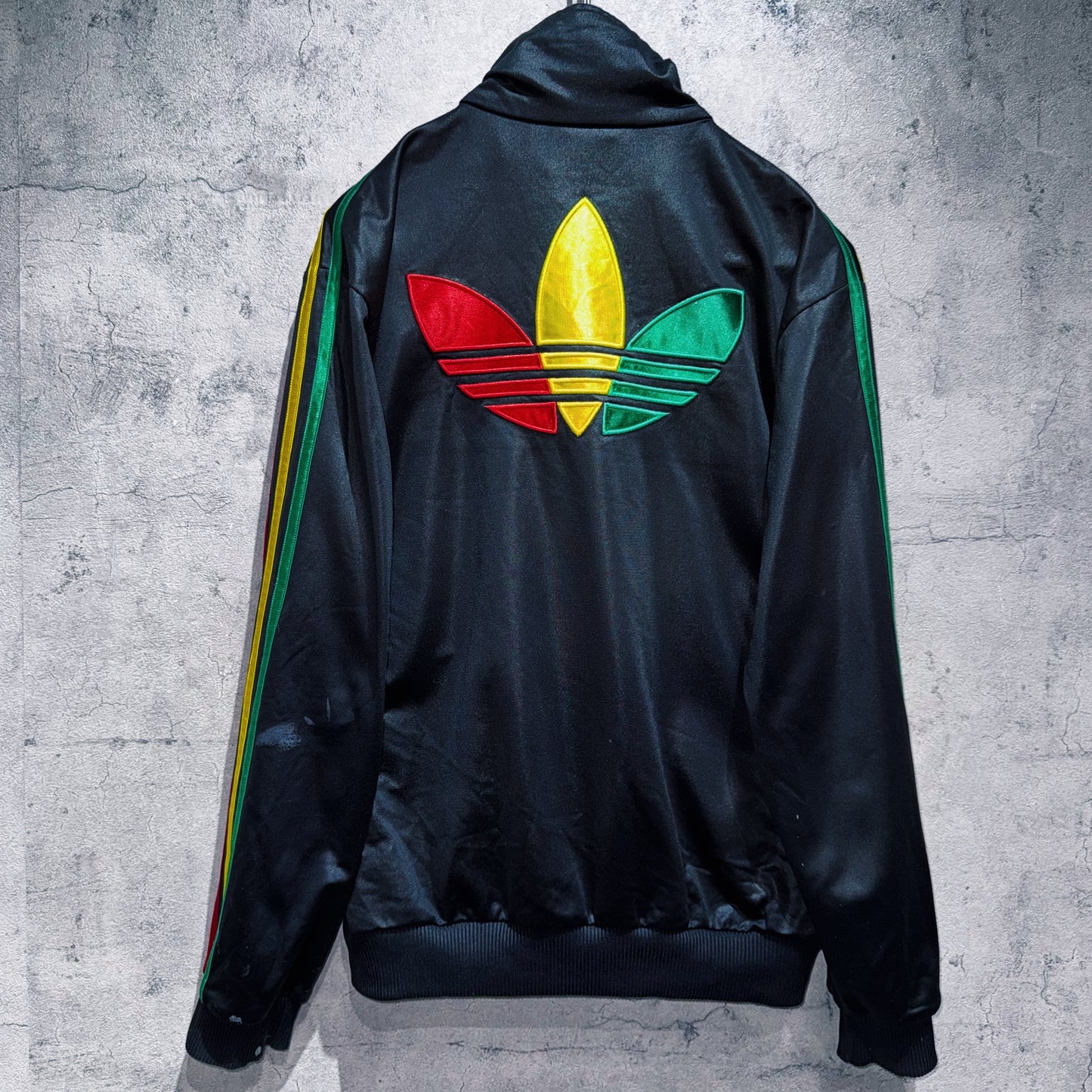 "ADIDAS Originals CHILE62”Trefoil design track jacket