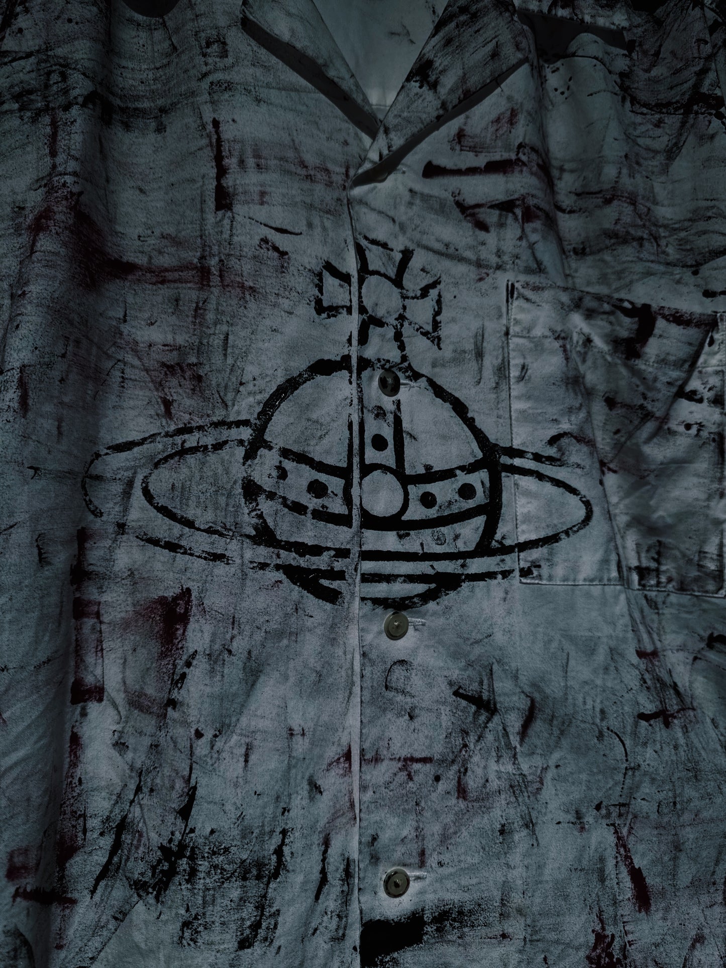 vivid notes"The Anarchist's short sleeve Orbit shirt