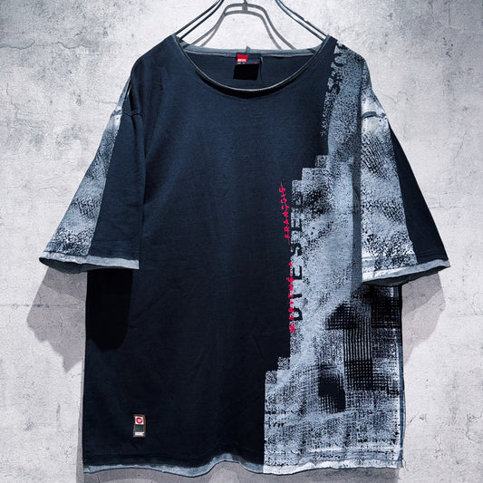 "DIESEL"coating like design box silhouette T shirt