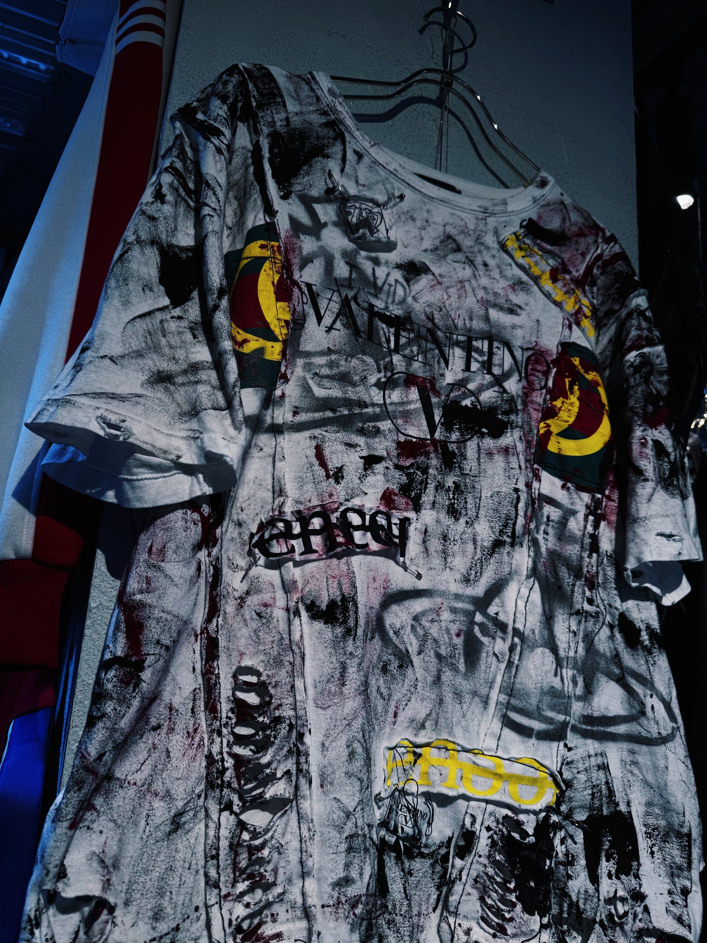 "vivid notes"chaos custom design Layered Orbit T-shirt
