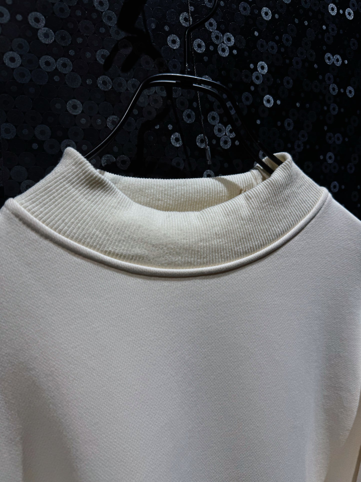 【ÆIEM】Vintage Embroidery Art Mock Neck Sweat