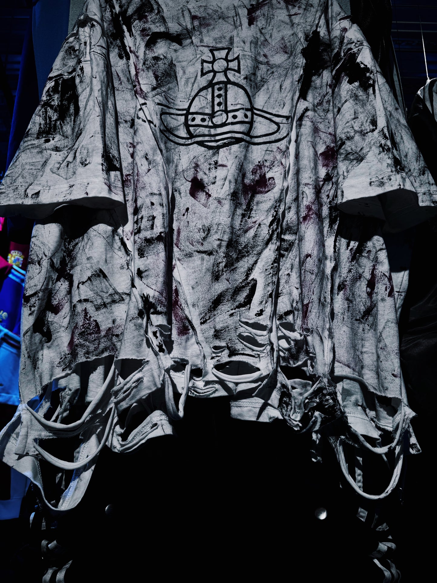 "vivid notes"The Anarchist's Layered Orbit T-shirt