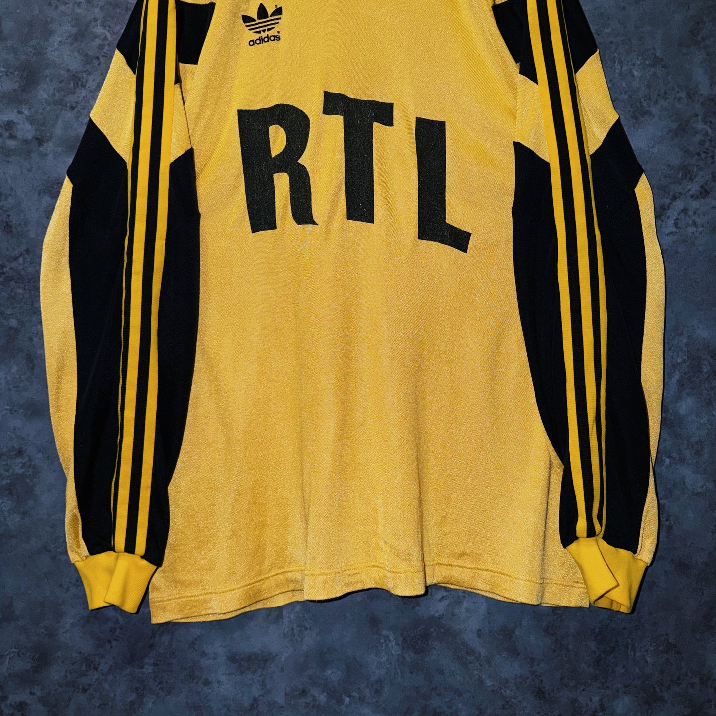 【doppio】90’s vintage “FC Sochaux-Montbéliard” three stripe design long sleeve game shirt
