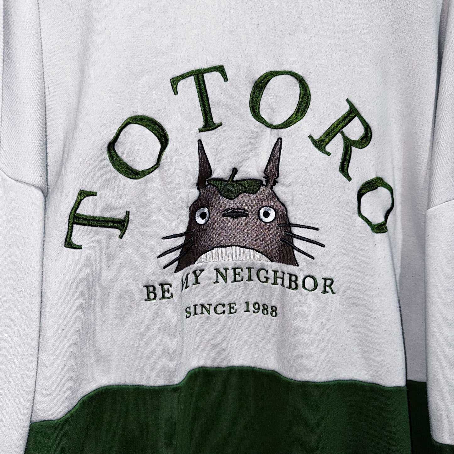 Studio Ghibli"My Neighbor Totoro"embroidery design pullover sweat