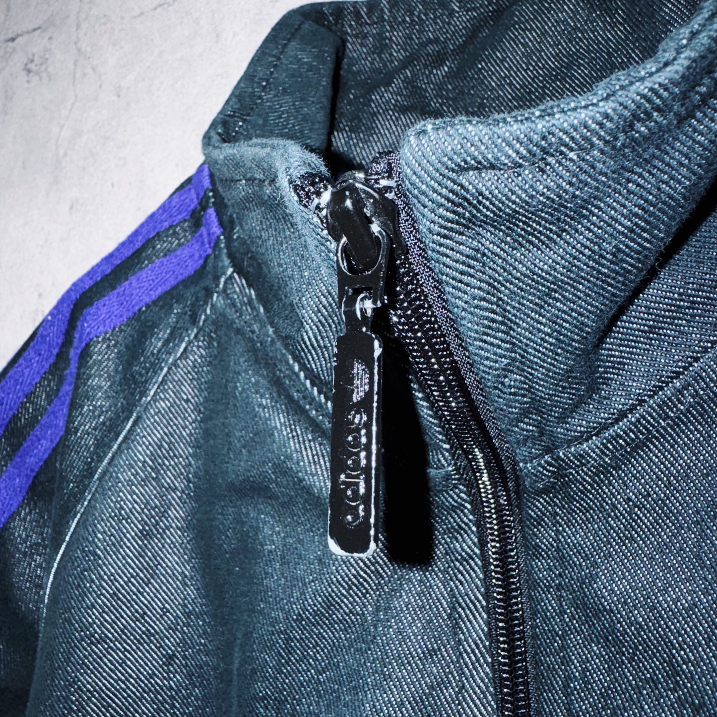 special"ADIDAS"denim material stand neck track jacket