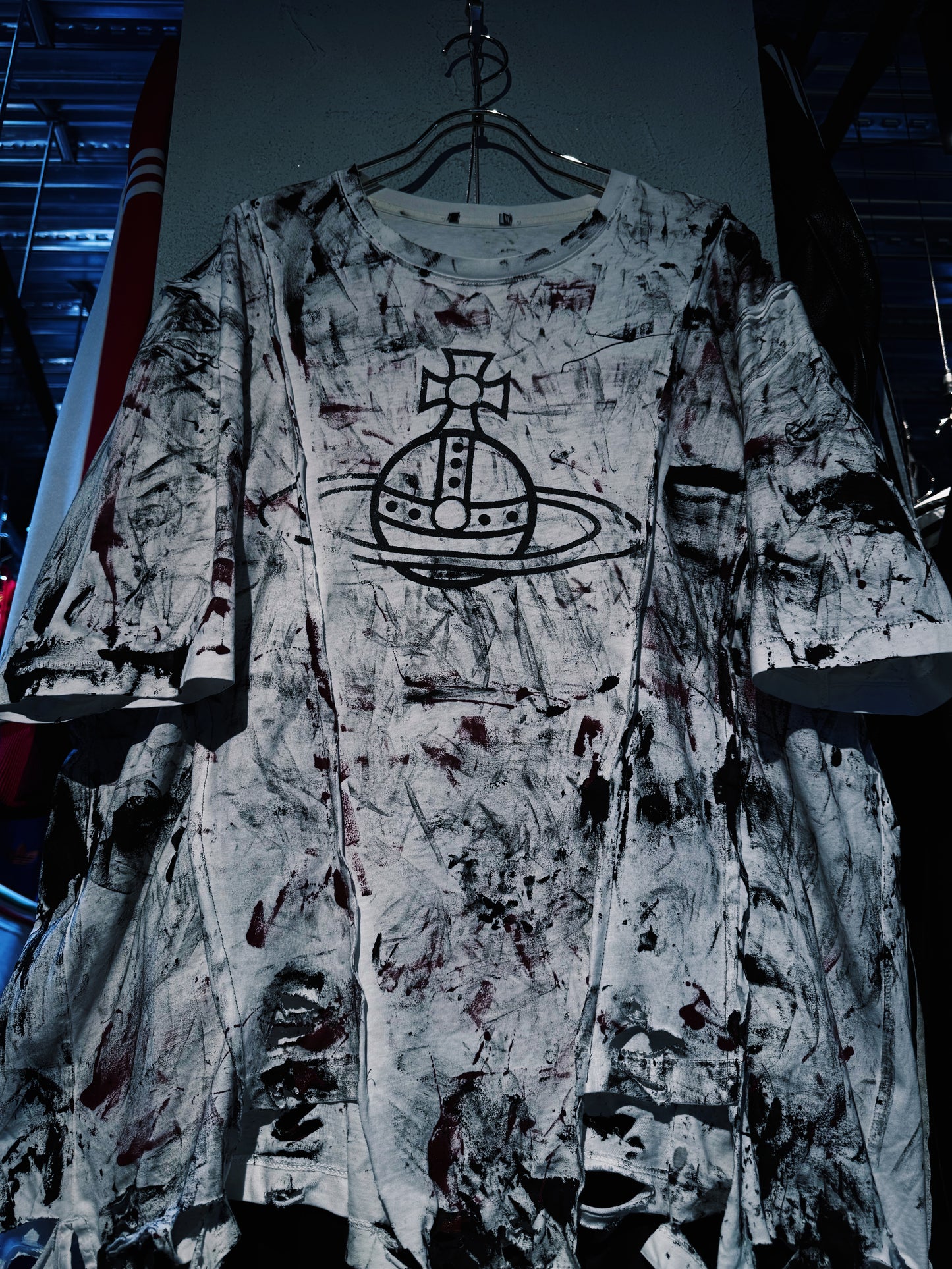 "vivid notes"The Anarchist's Layered Orbit T-shirt