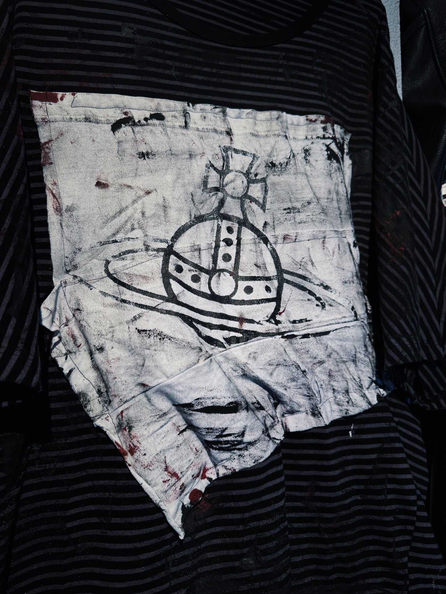 "vivid notes"The Anarchist's Layered Orbit T-shirt