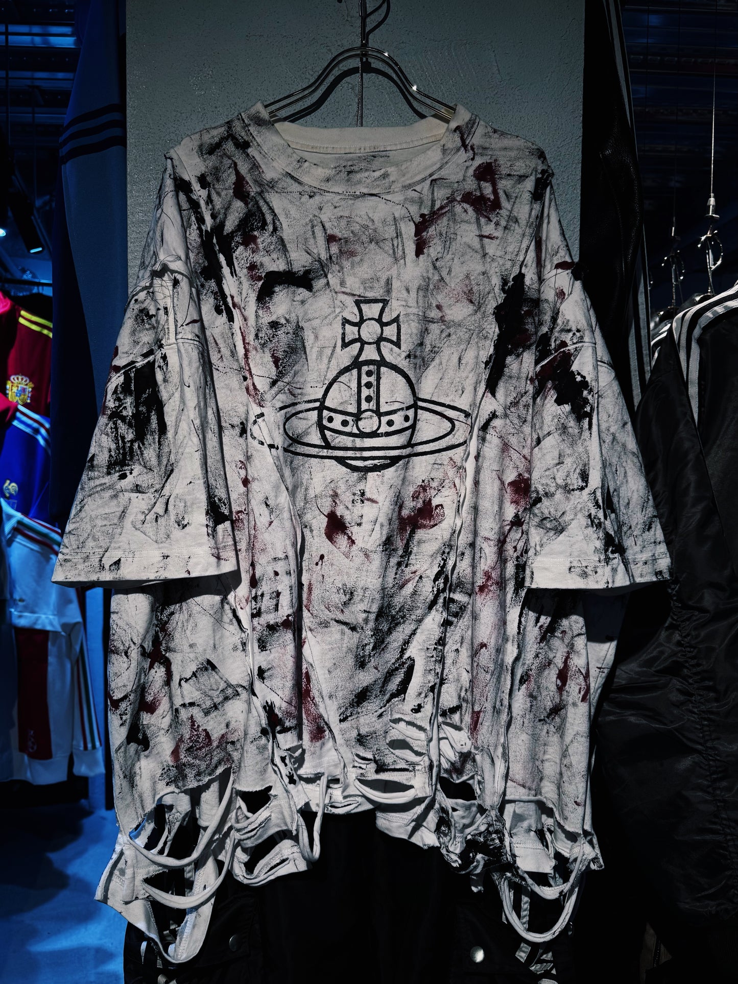 "vivid notes"The Anarchist's Layered Orbit T-shirt