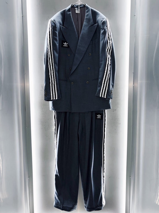 special "original re:meke" vintage
"adidas"× vintage double breast SETUP three strip edition