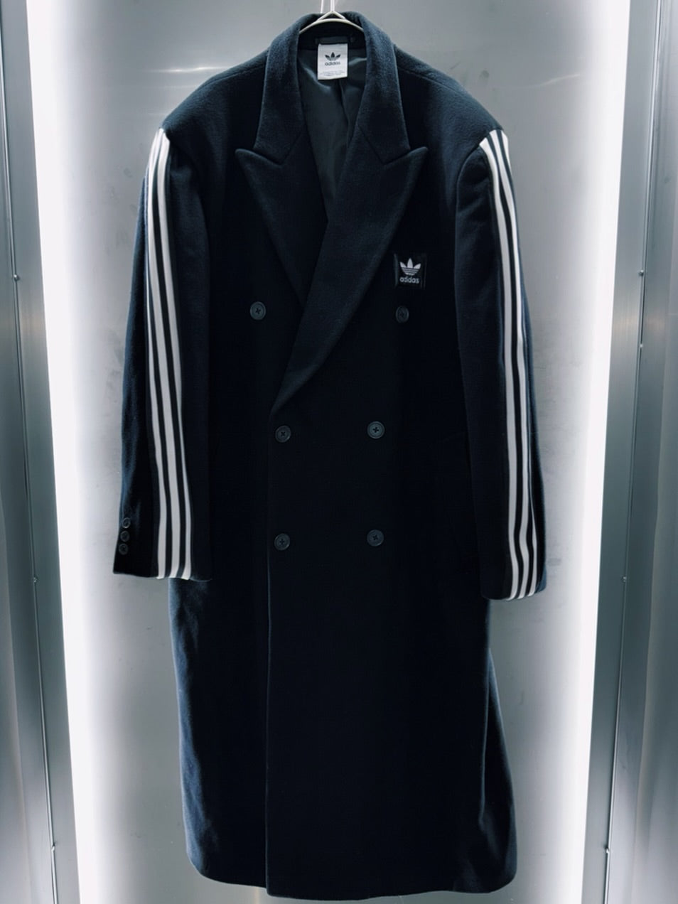special "original re:meke" vintage
"adidas"x vintage double breast coat three strip edition