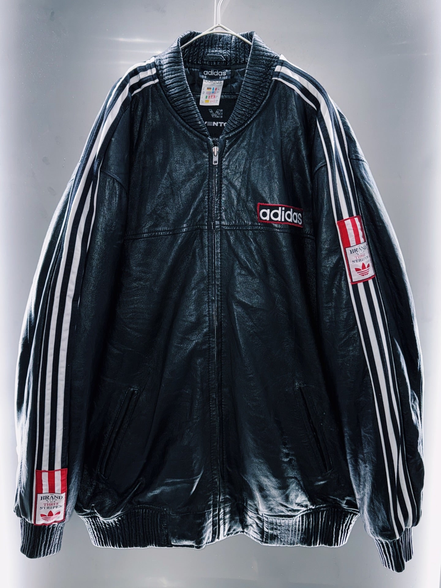 special "original re:meke"
vintage "adidas"x vintage leather jacket three strip edition